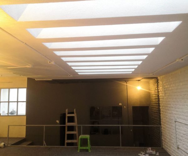 Open office design in Tehran with skylight – Project by Moein Pouretmad (2020)